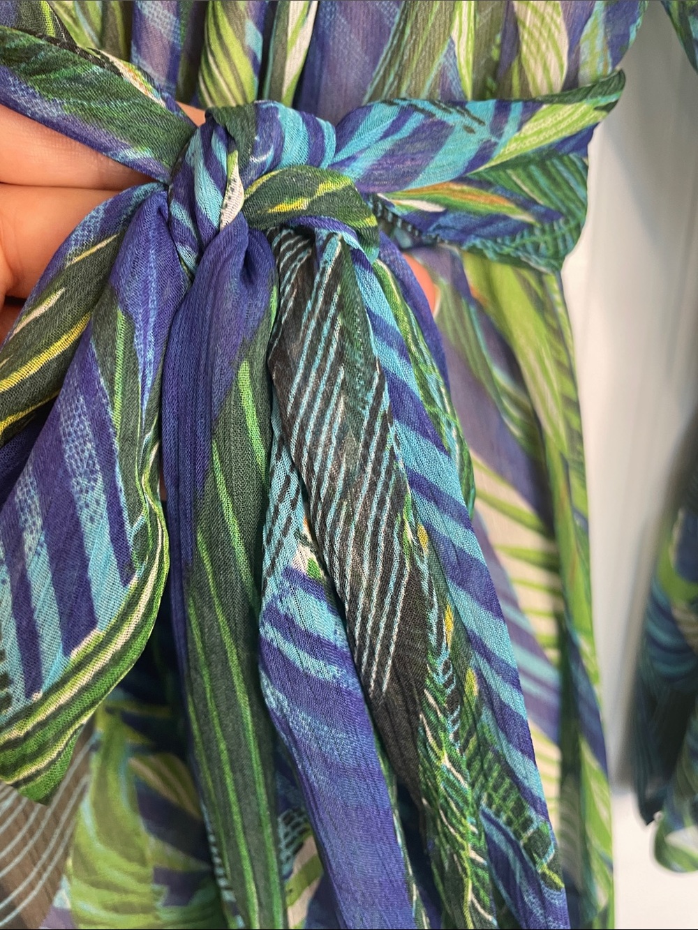 UNE AME BLUE GREEN LEAF TROPICAL PRINT FAUX WRAP HI-LOW MAXI DRESS SZ XL - Picture 5 of 13